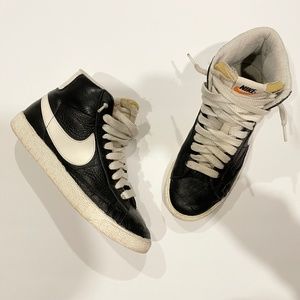 Nike “Blazer mid vintage” high top size 8.5